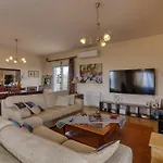 The House Olympia - Happy بيت للعطل *