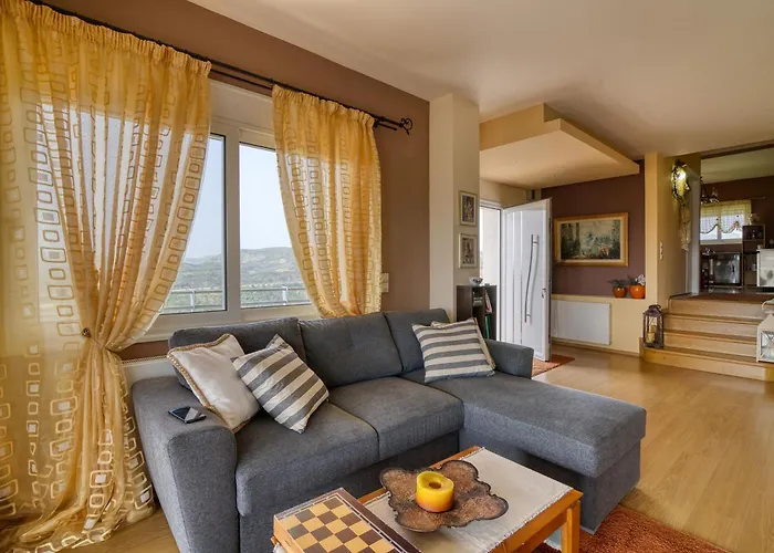 The House Olympia - Happy Ancient Olympia