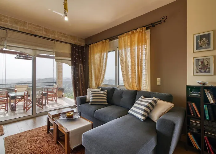 The House Olympia - Happy * Ancient Olympia